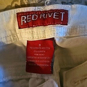 Womens size 9 Red Rivet white jeans